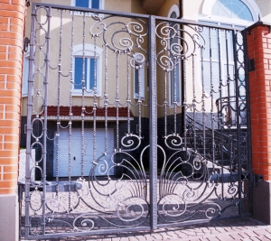 Forged gate 